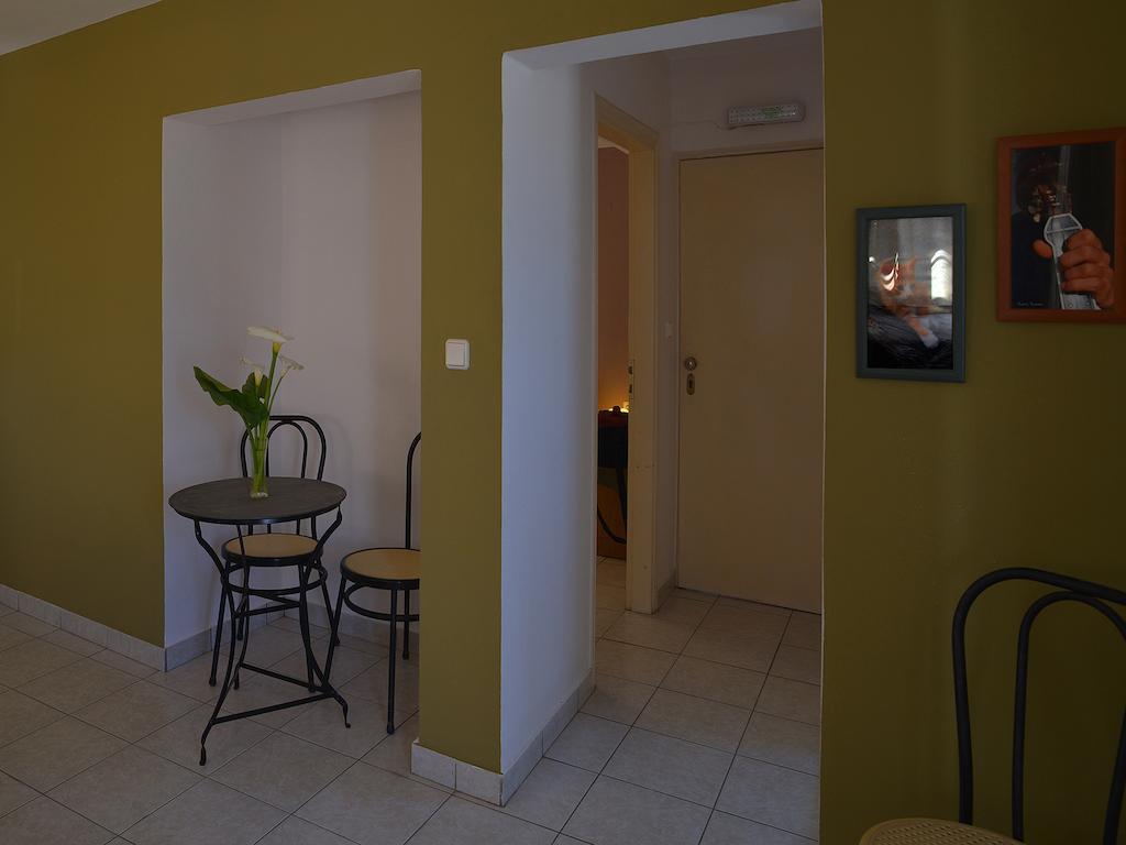 Granny'S House Apartment Palekastro Room photo