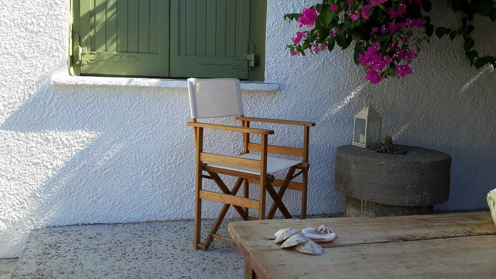Granny'S House Apartment Palekastro Exterior photo